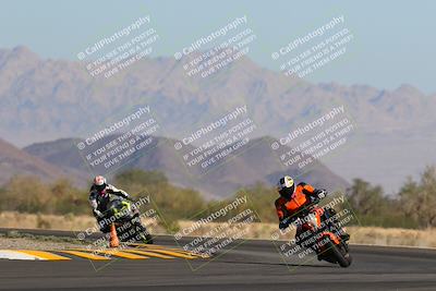 media/Nov-06-2022-SoCal Trackdays (Sun) [[208d2ccc26]]/Turn 14 (930am)/